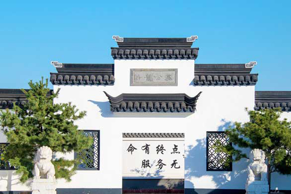  望山祖园公墓和卧龙公墓比较哪个陵园好？分别介绍一下